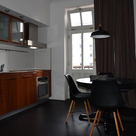 Center Marvel Apartment Любляна Екстериор снимка