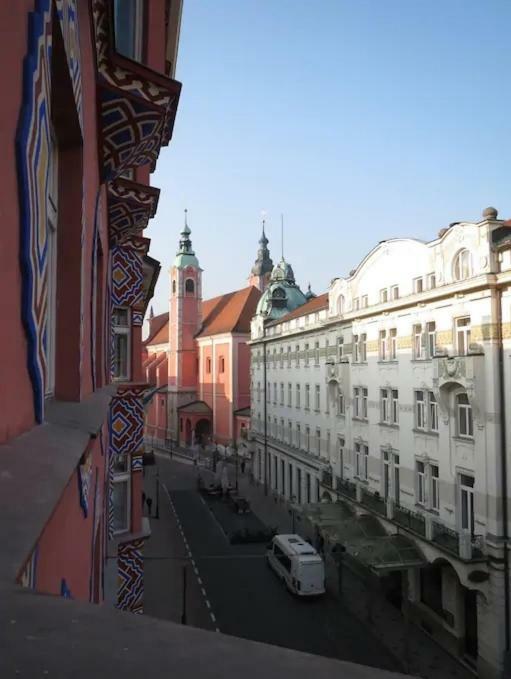 Center Marvel Apartment Любляна Екстериор снимка